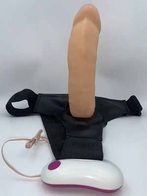 NOXXX İçi Boş Titreşimli Belden Bağlamalı Realistik Penis 21 cm - 100612